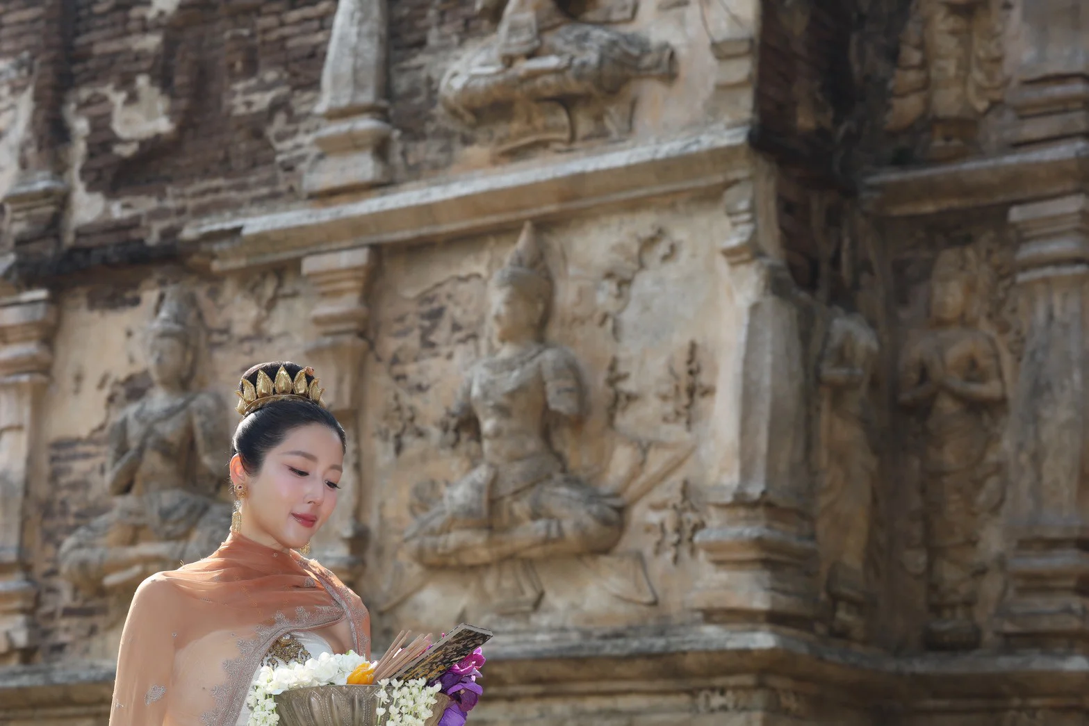 อ้อม รัตนัง