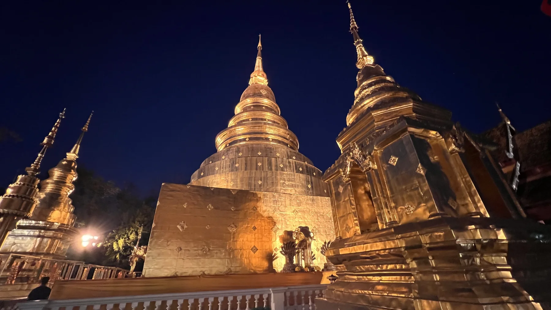 แกลเลอรีวัดพระสิงห์ 3
