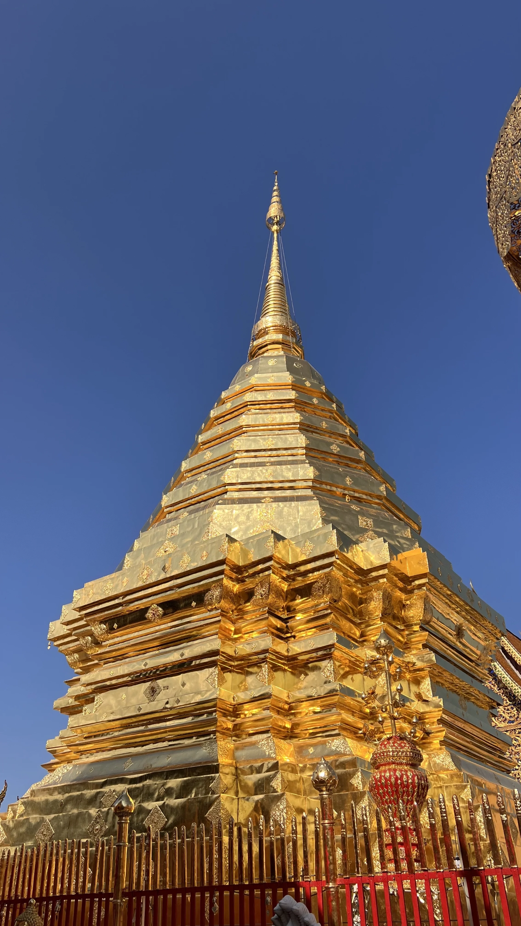 แกลเลอรีวัดพระธาตุดอยสุเทพ 14