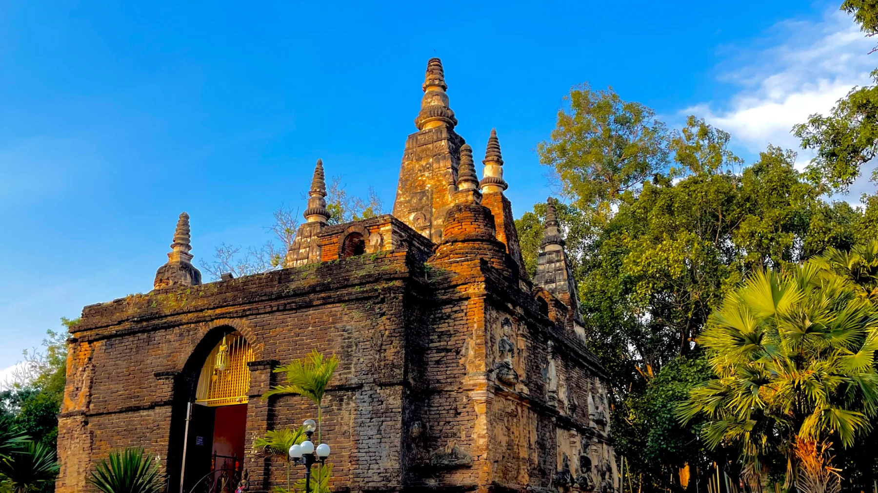 วัดเจ็ดยอด