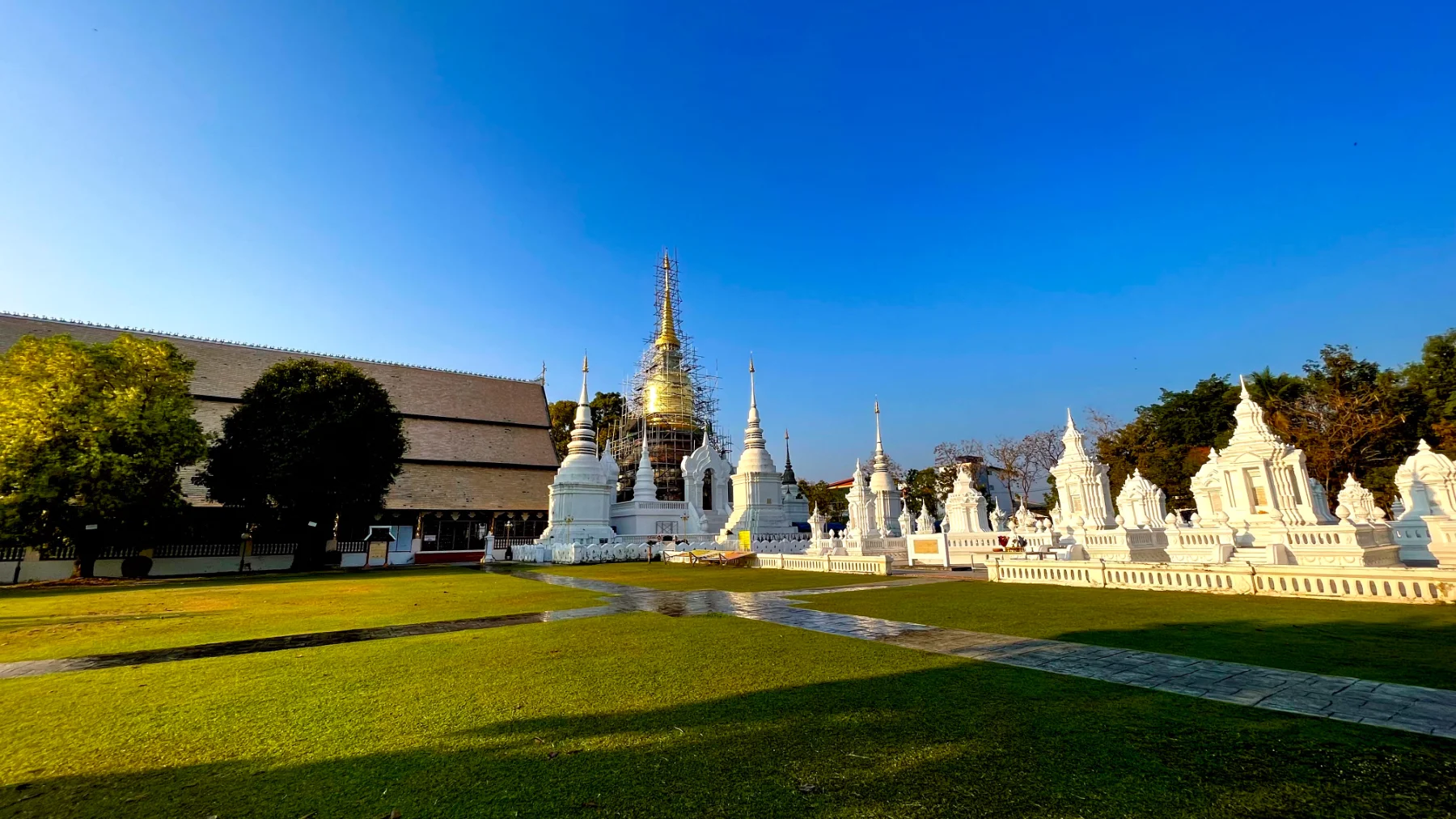 วัดบุปผาราม (วัดสวนดอก)