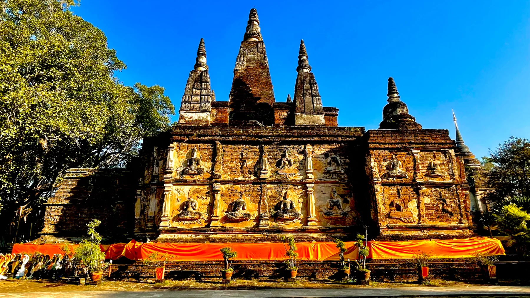 ภาพประกอบการก่อร่างสร้างเมืองเชียงใหม่ในยุคเริ่มต้น
